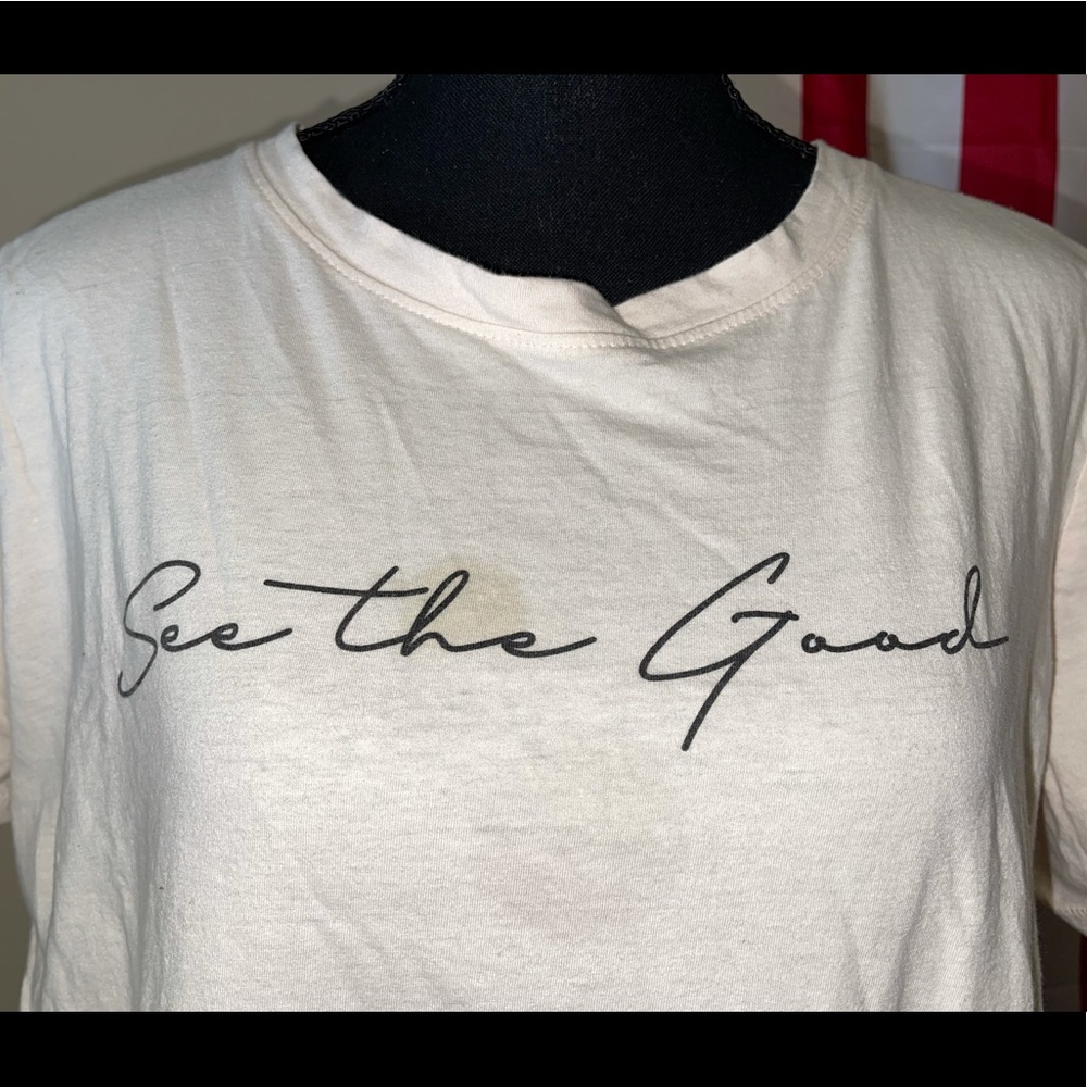 Cropped Basic Tee - Picture 5 of 5